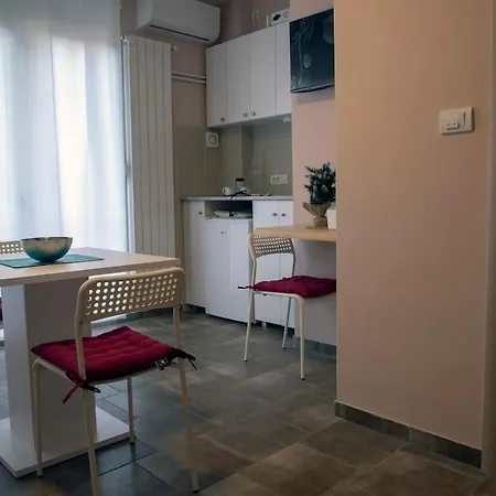 Apartment Anrora 4