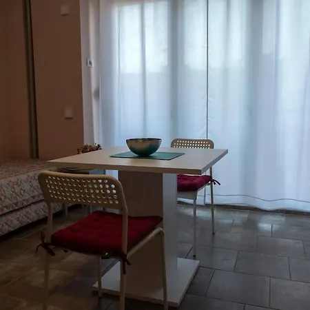 Anrora 4 Apartment *