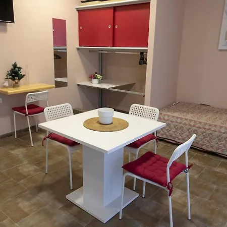 Apartment Anrora 4 *